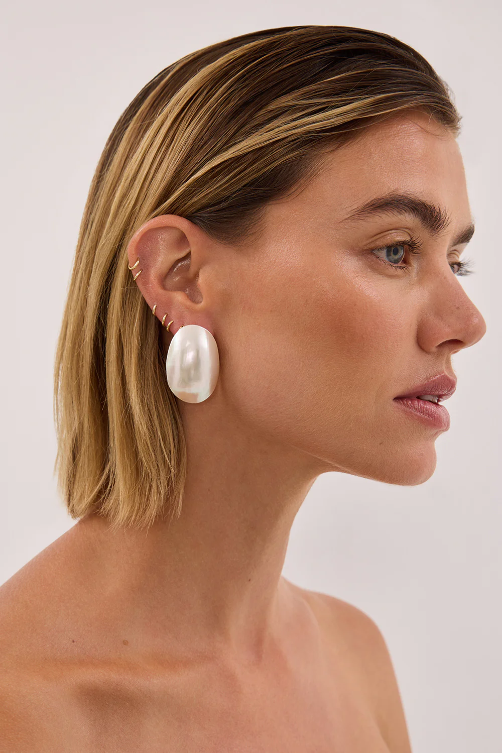 ANNA ROSSI PEARL MARINA EARRING - Image 2