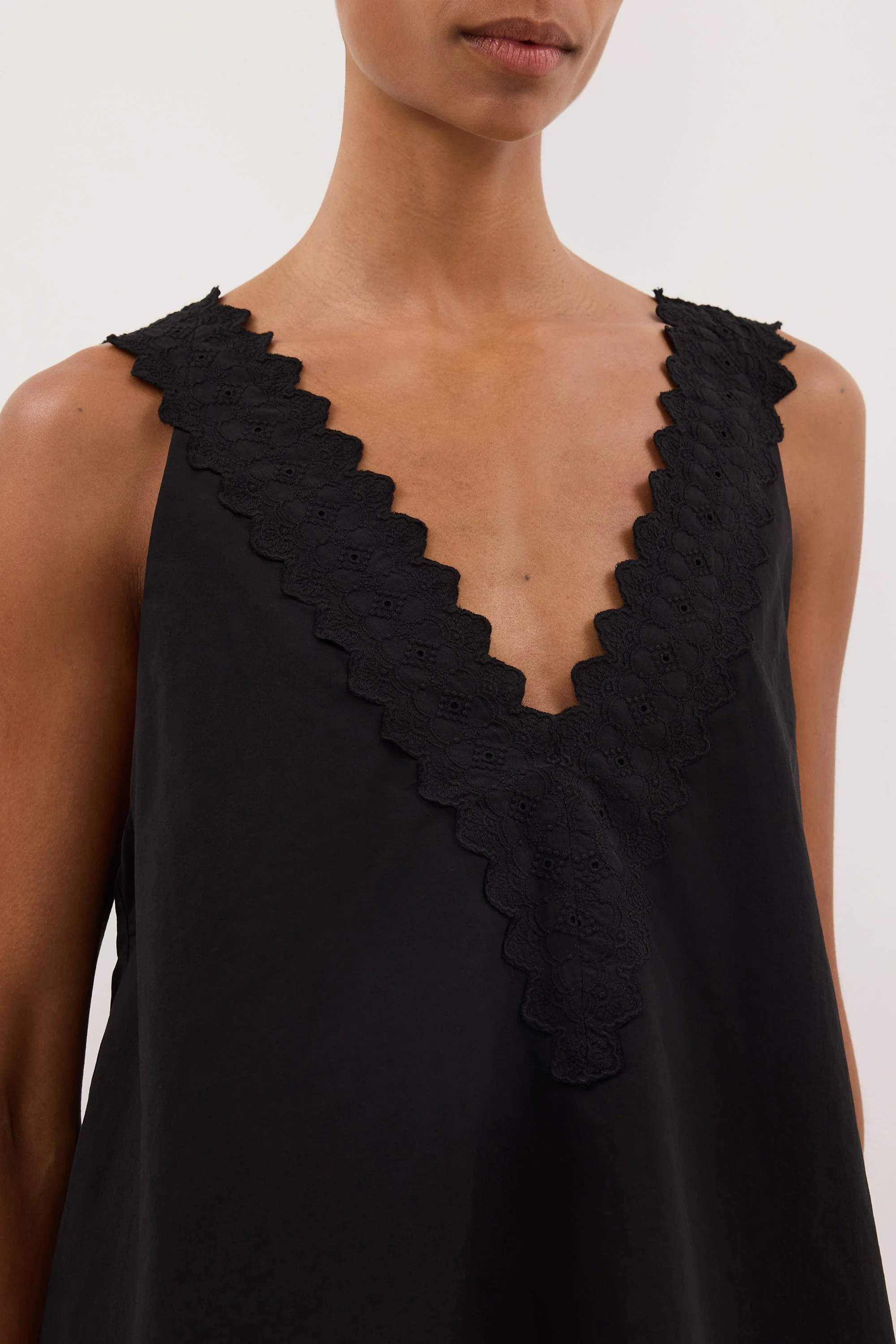 ANNABEL BLACK V NECK TOP - Image 5