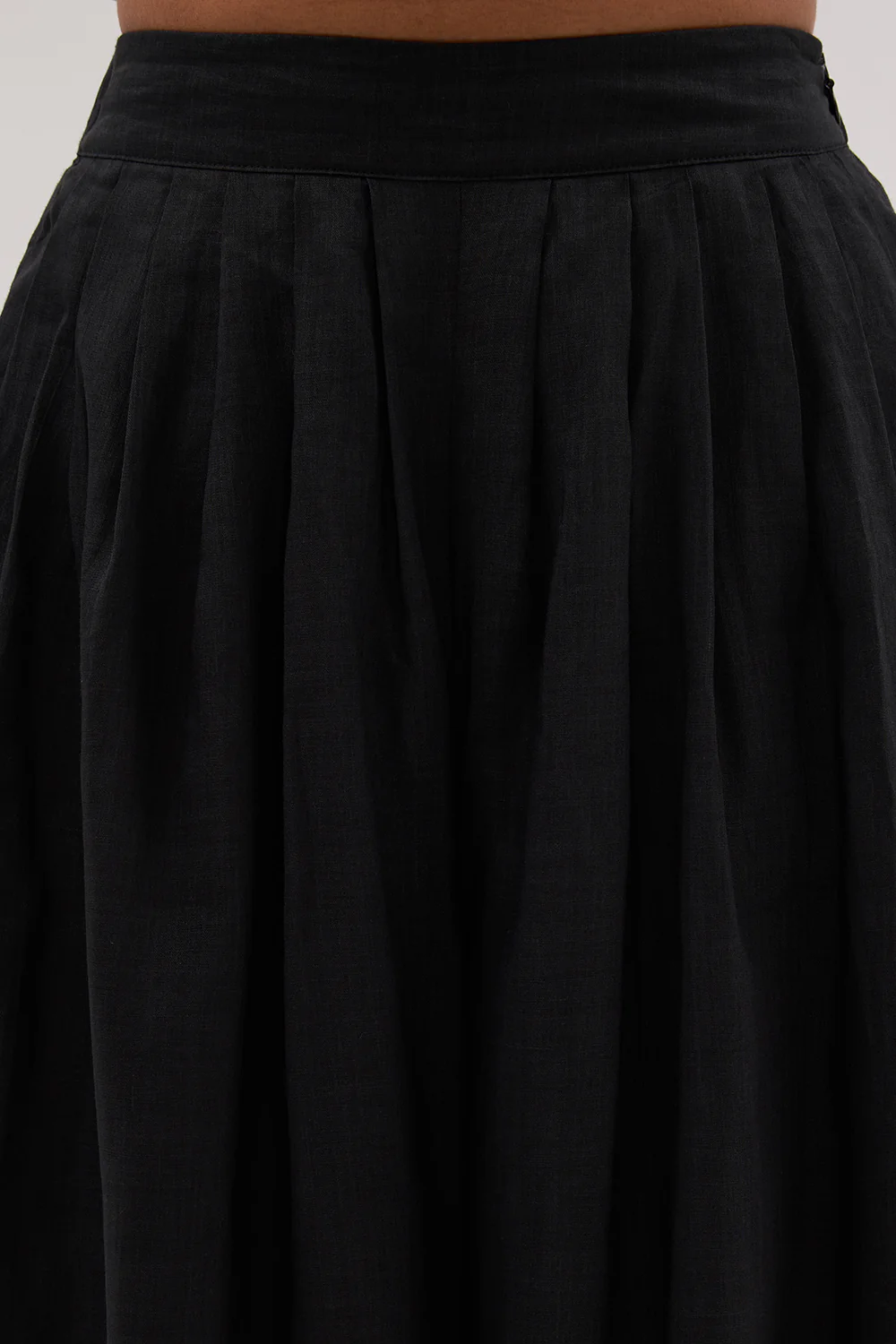 CARMEL BLACK RAMIE PANT - Image 5