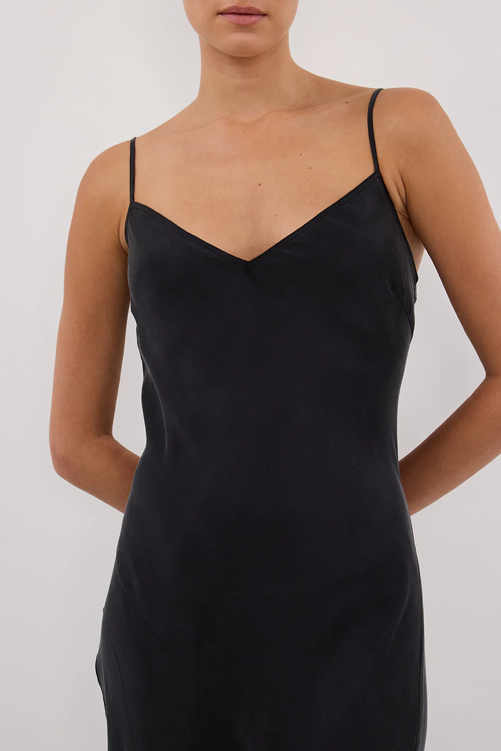 COLETTE BLACK SILK MIDI DRESS - Image 5