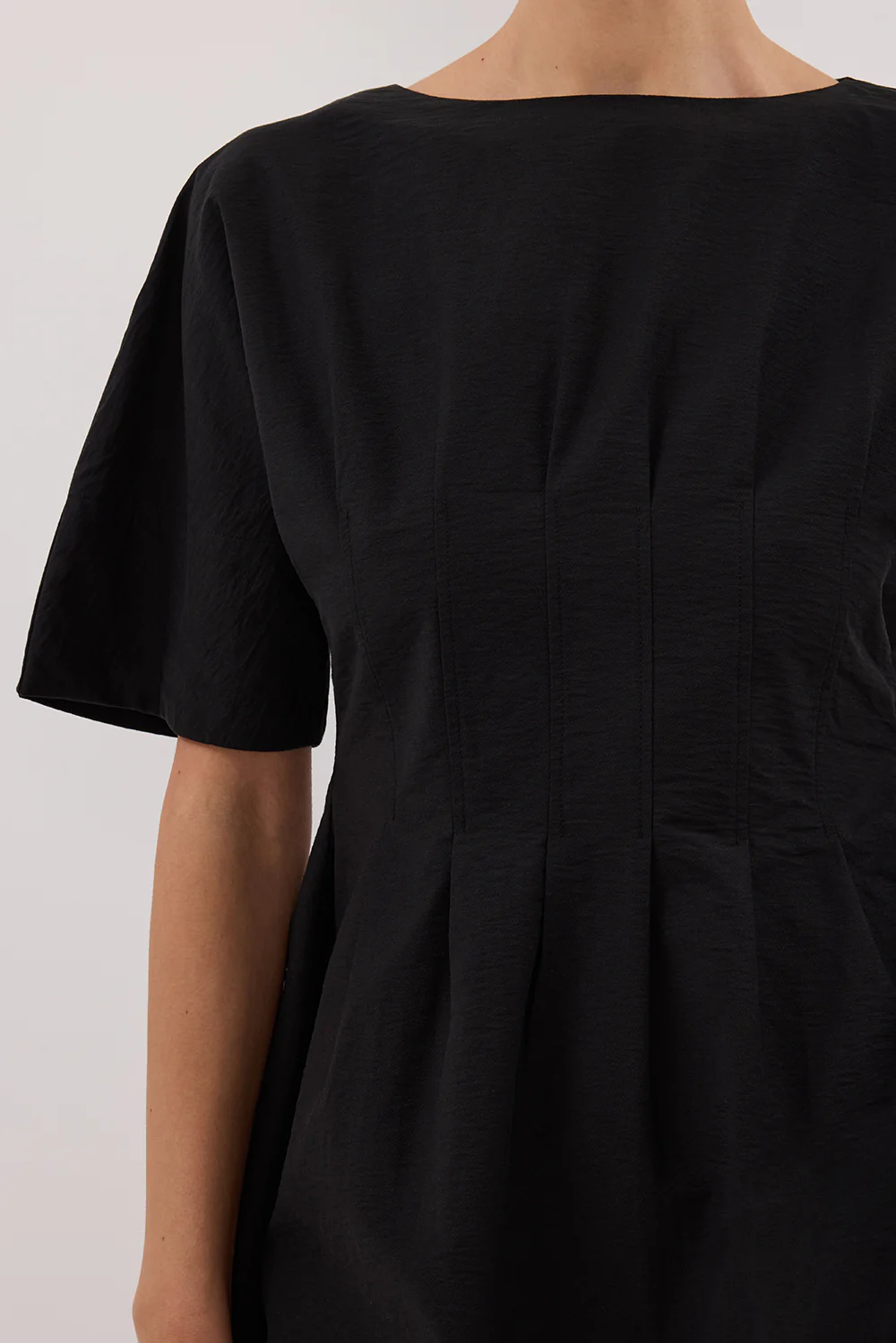 DAPHNE BLACK SLEEVED MINI DRESS - Image 5