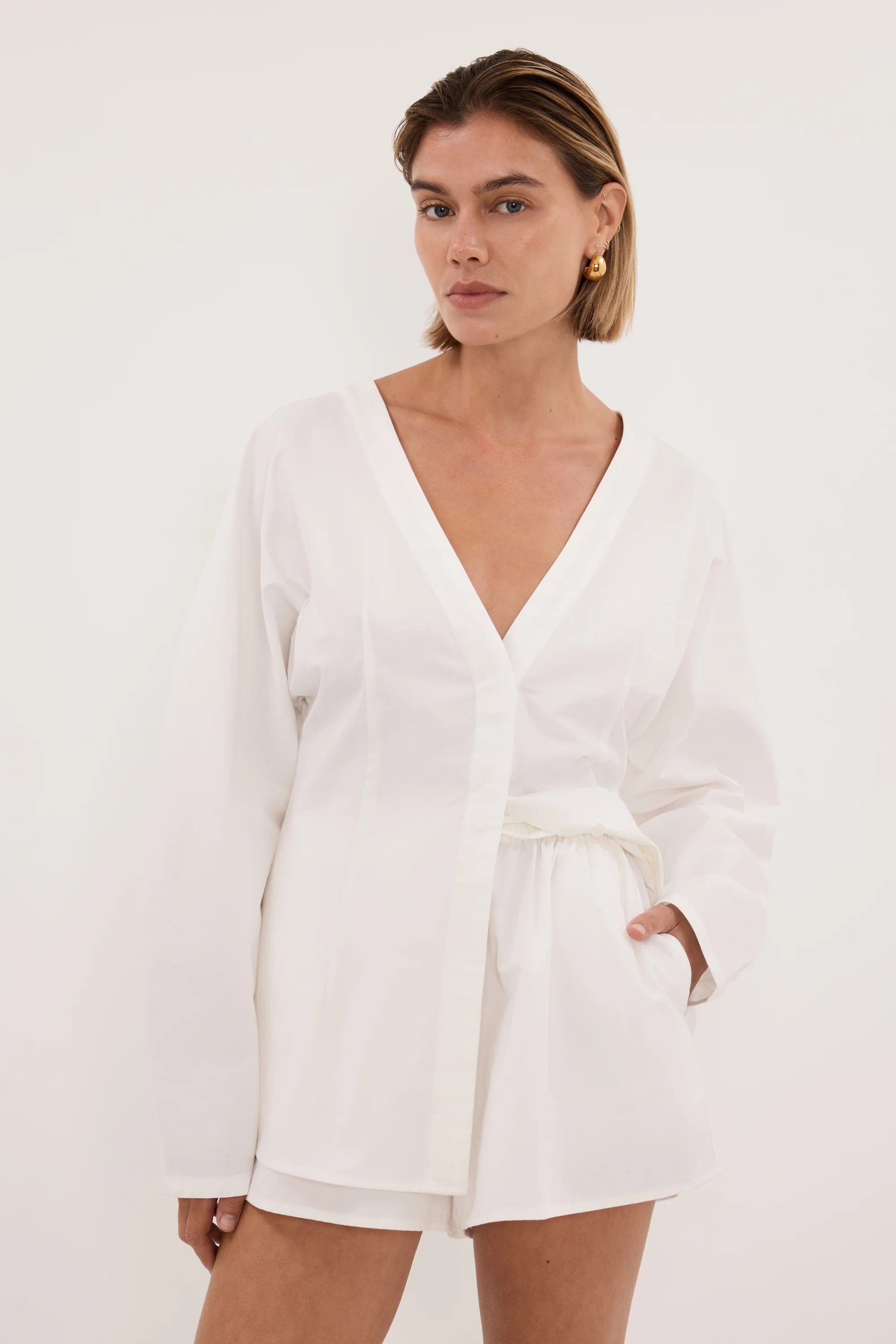 EDENA WHITE COTTON SHORT - Image 3