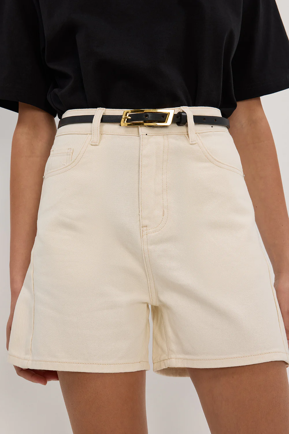 FINN CREAM DENIM SHORT - Image 5