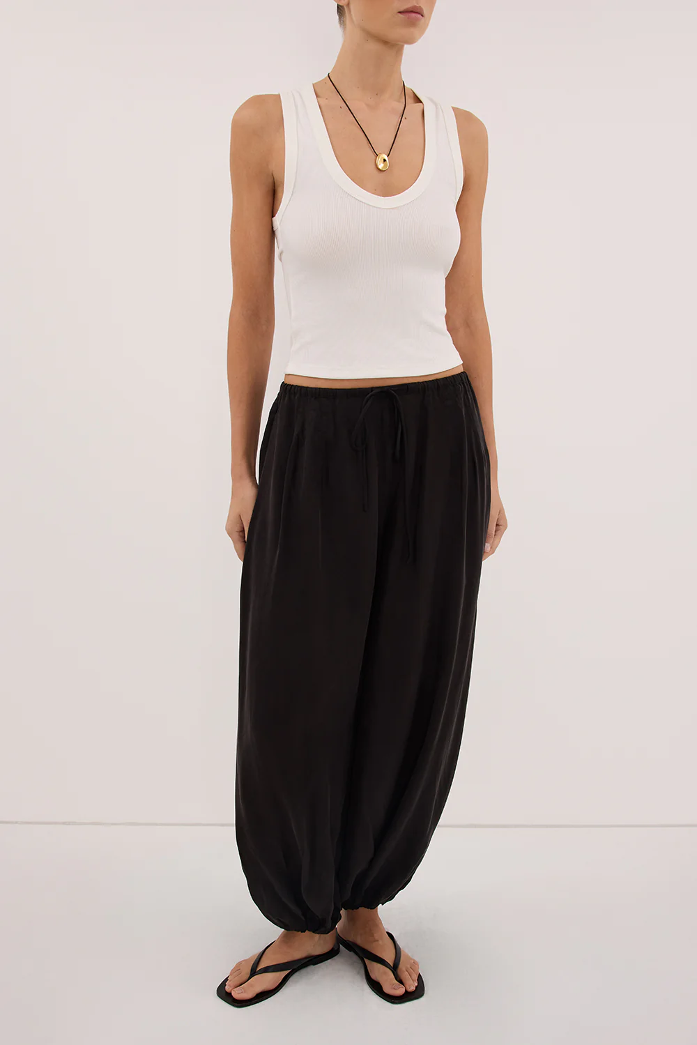 FRANCIS BLACK CUPRO BALLOON PANT - Image 2