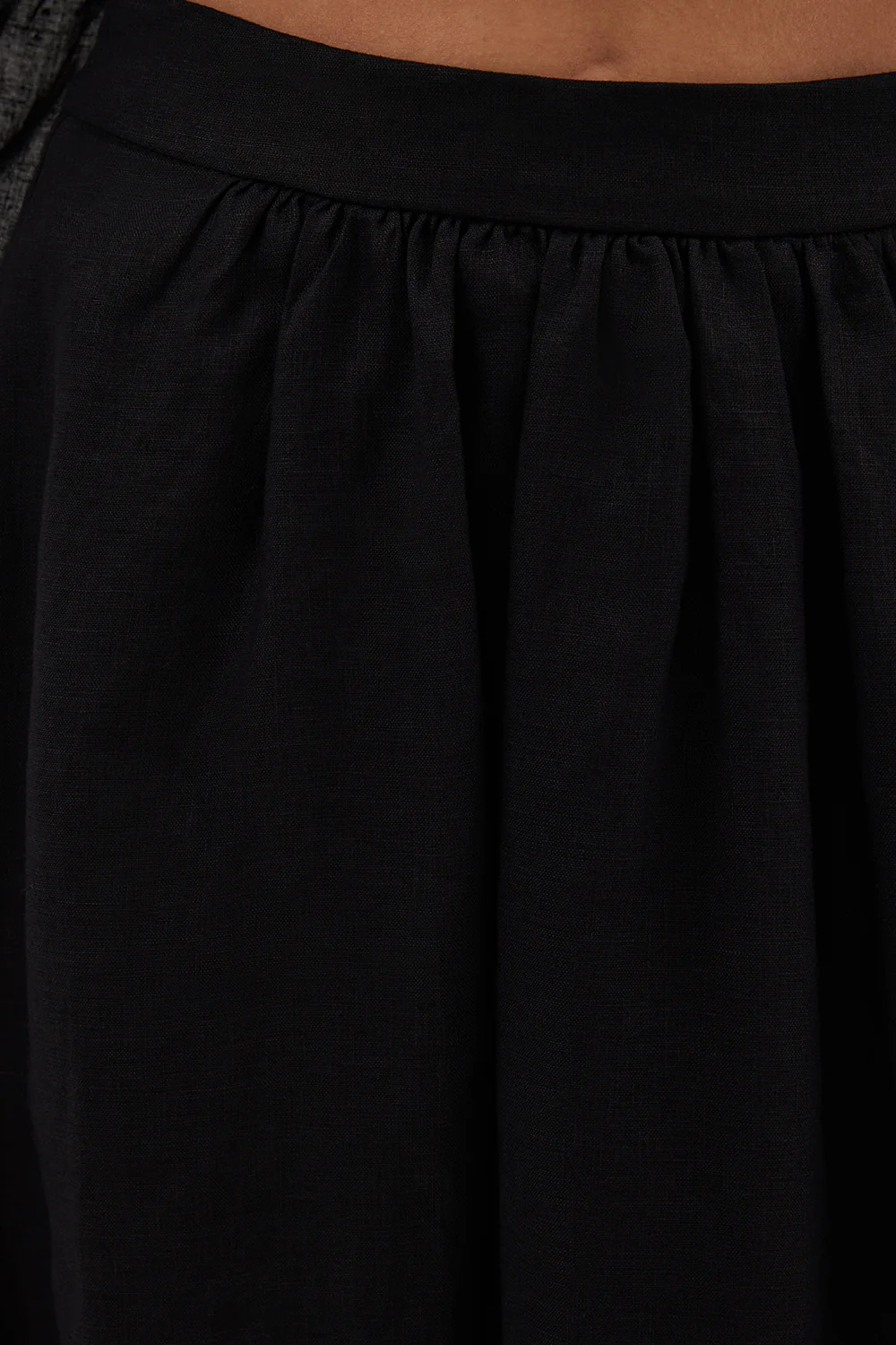 GEMIMA BLACK LINEN MIDI SKIRT - Image 5