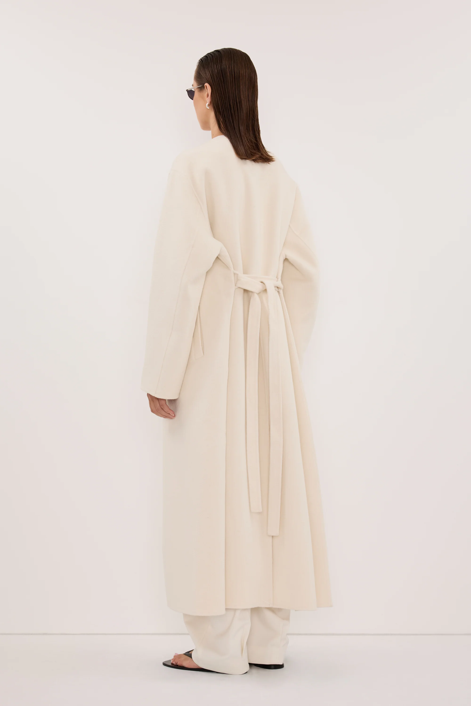 GRETA OFF WHITE COLLARLESS COAT - Image 4