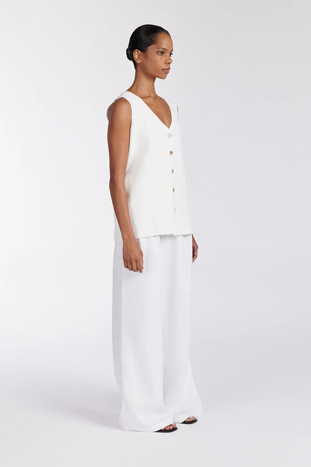 LISA OFF WHITE TAILORED KNIT VEST - Image 3
