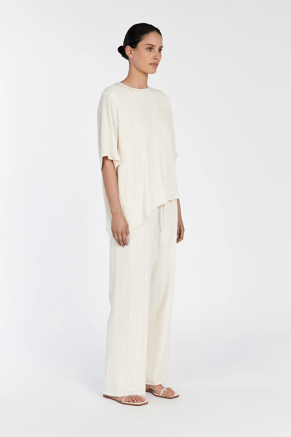 LOZ CREAM ASYM BOXY TEE - Image 3