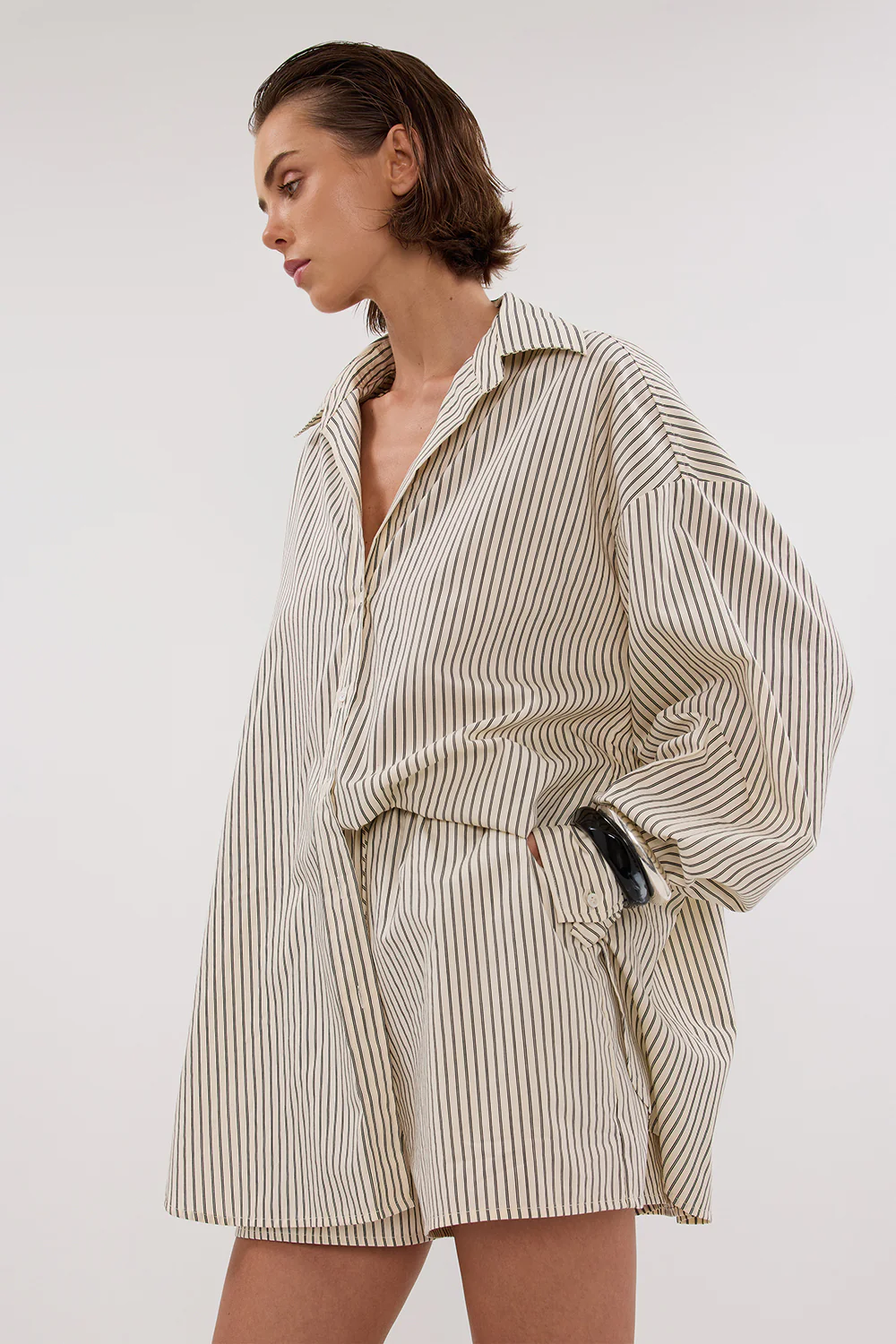 PALMA CREAM SILK BLEND SHORT - Image 2