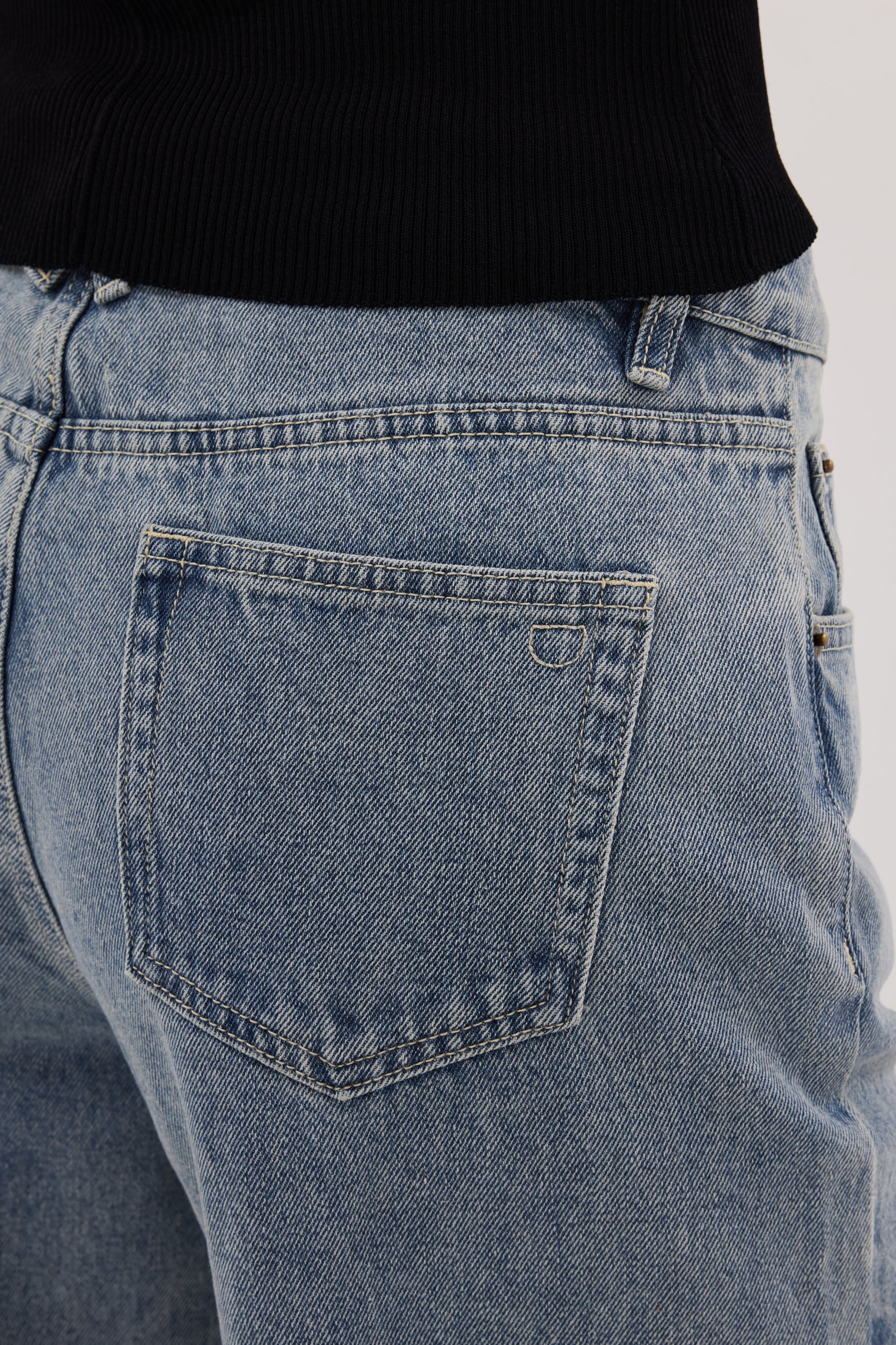 REAGAN 2.0 LIGHT BLUE TALL SLOUCHY JEAN - Image 5