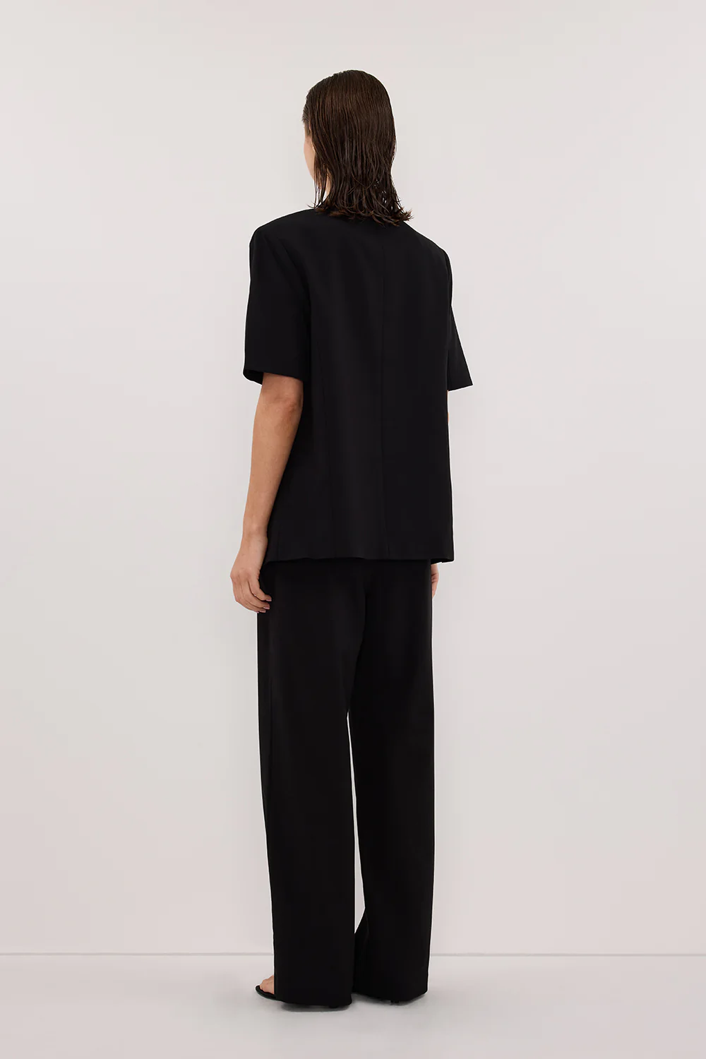 RITA BLACK SHORT SLEEVE BLAZER - Image 4