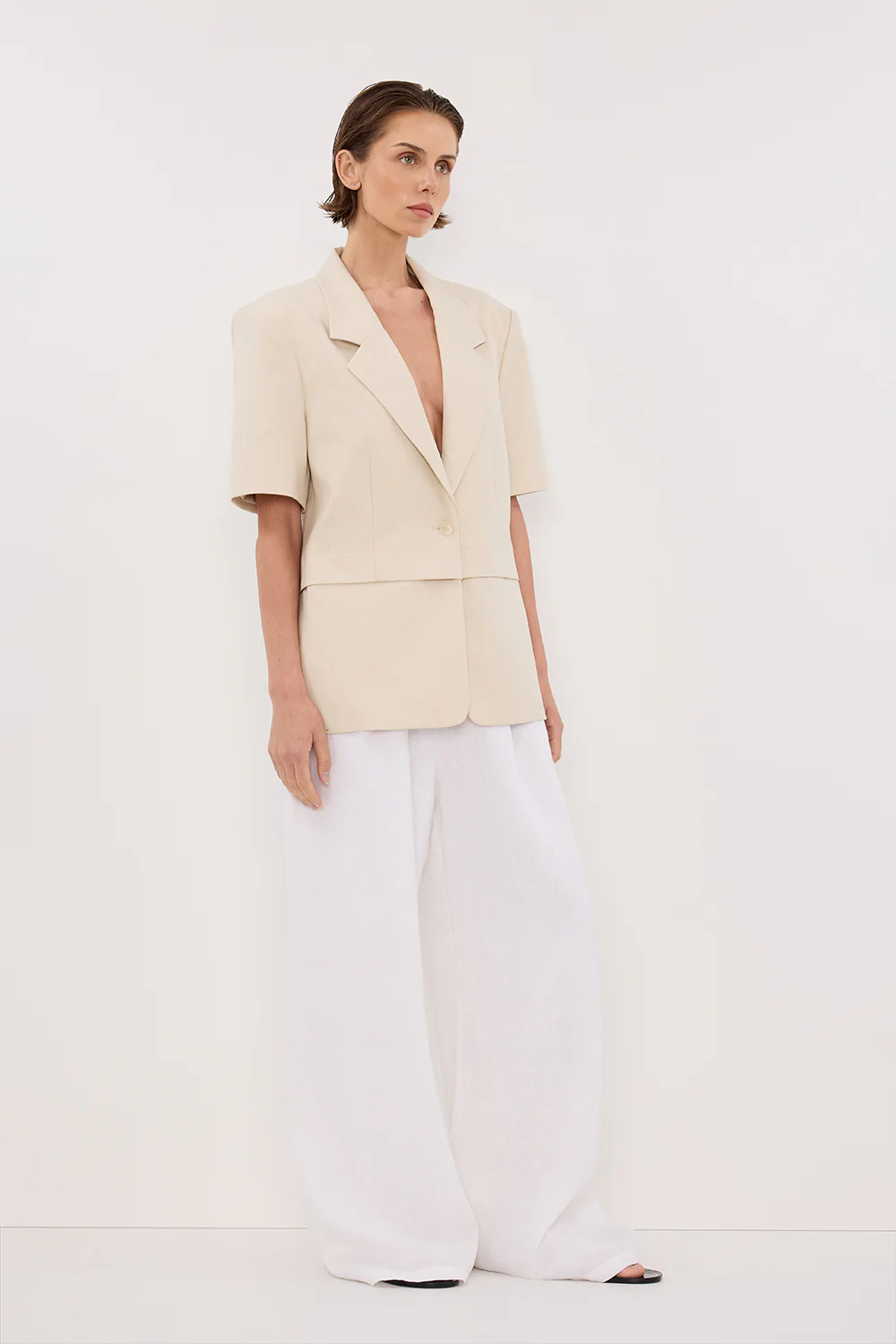RITA SAND SHORT SLEEVE BLAZER - Image 3
