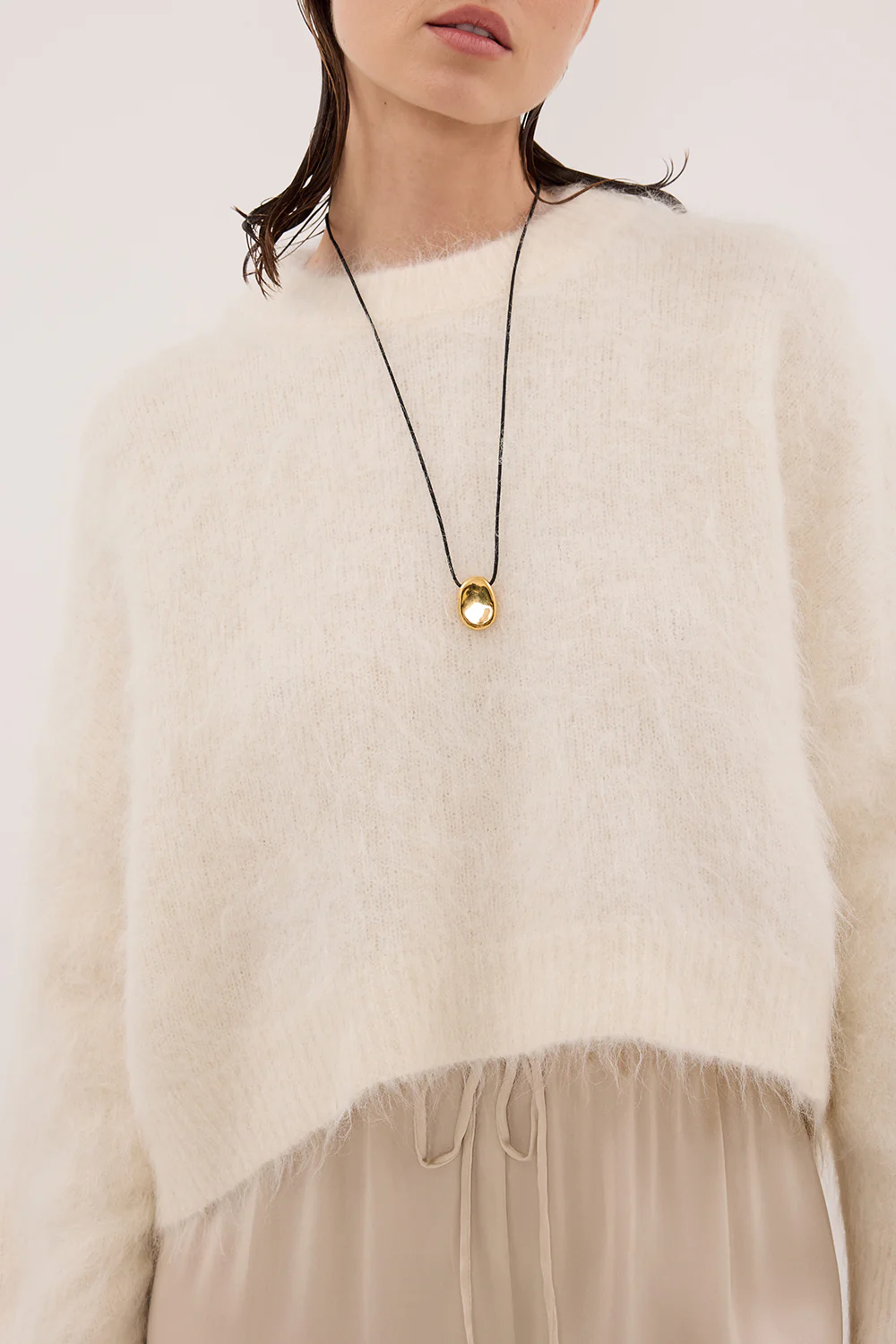SALMA IVORY TUCK SLEEVE JUMPER - Image 4