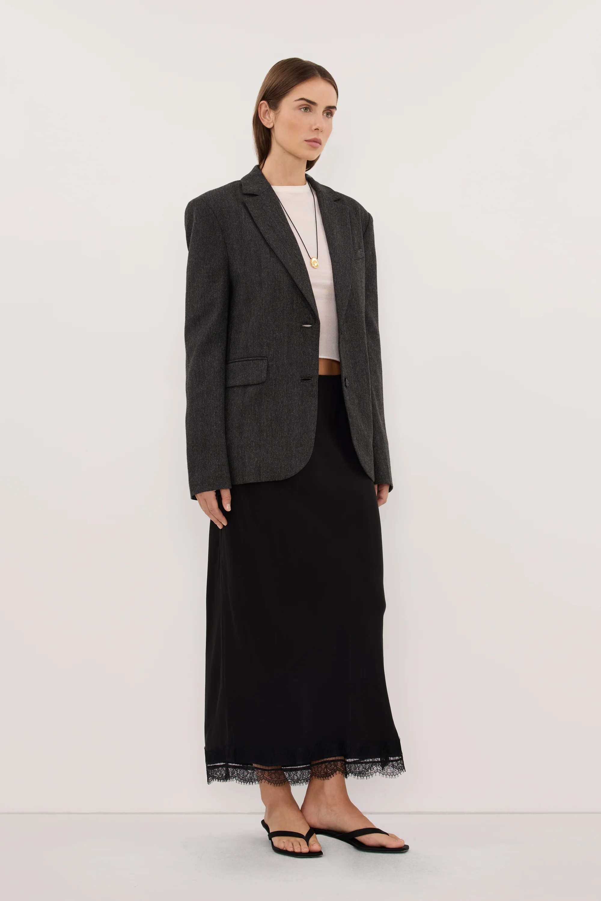 SOFIA DARK GREY OVERSIZED TEXTURED BLAZER - Image 4