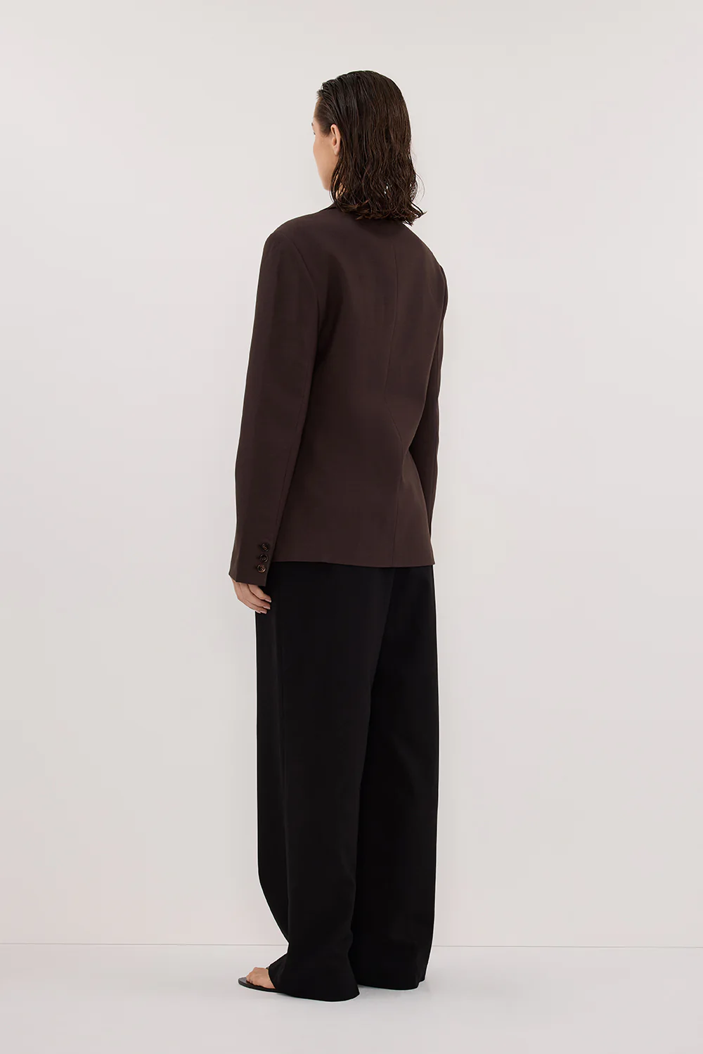 SURI ESPRESSO CINCHED BLAZER - Image 7