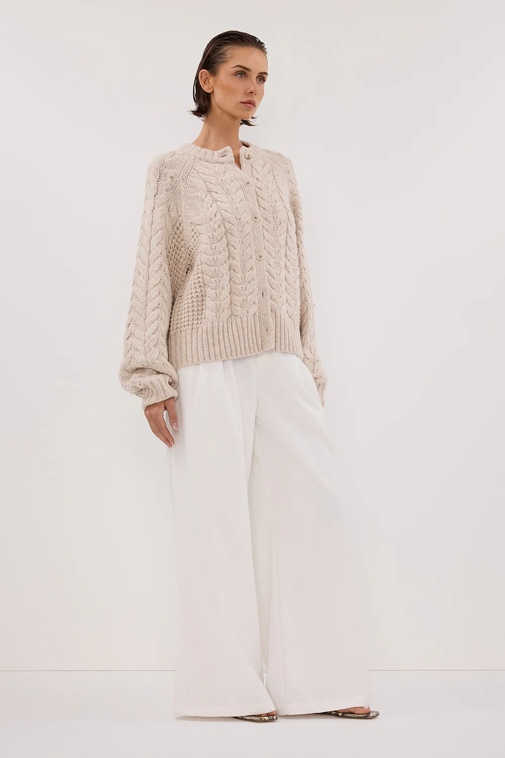 TOM CHALK CABLE KNIT CARDIGAN - Image 3